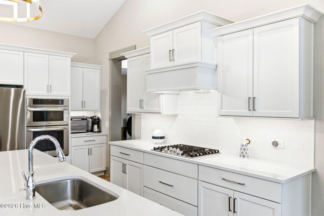73 Plantation Passage Drive SE, Bolivia, NC 28422