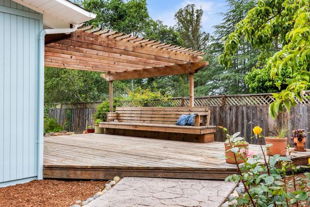 1200 Day Valley Road, Aptos, CA 95003