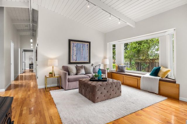 1200 Day Valley Road, Aptos, CA 95003