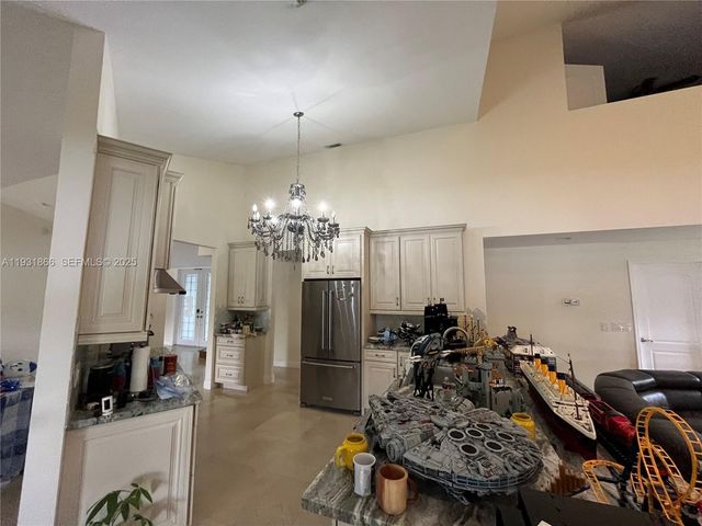 8871 SW 57th Ct, Cooper City, FL 33328