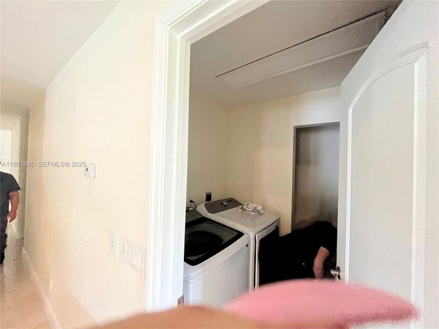 8871 SW 57th Ct, Cooper City, FL 33328