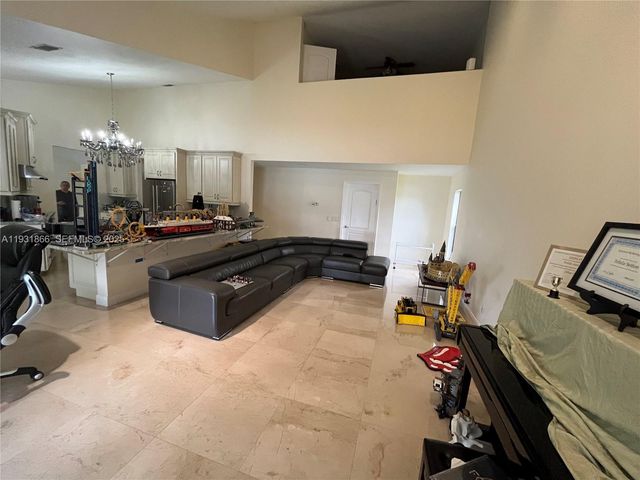 8871 SW 57th Ct, Cooper City, FL 33328