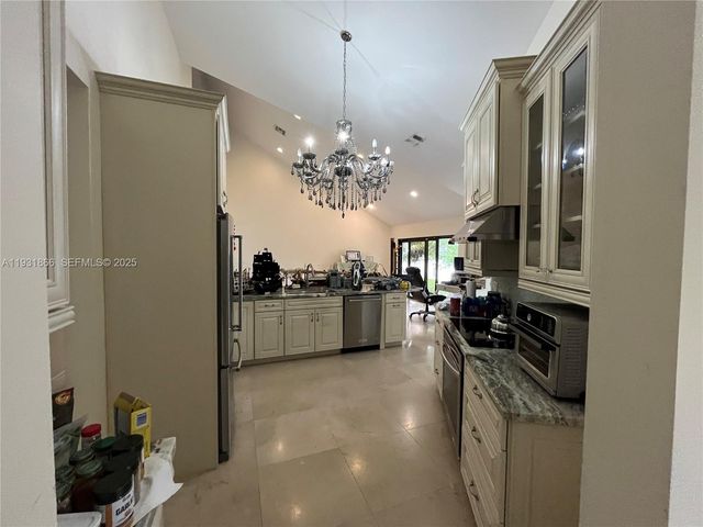 8871 SW 57th Ct, Cooper City, FL 33328