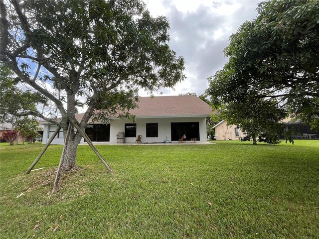 8871 SW 57th Ct, Cooper City, FL 33328