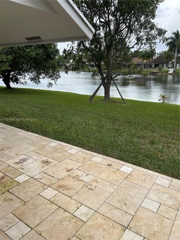 8871 SW 57th Ct, Cooper City, FL 33328