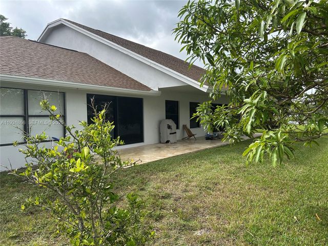 8871 SW 57th Ct, Cooper City, FL 33328