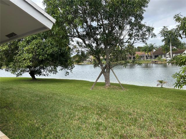 8871 SW 57th Ct, Cooper City, FL 33328