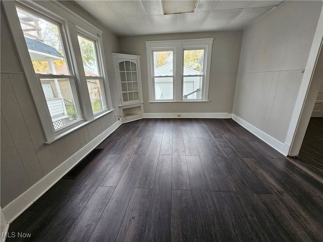 3891 W 21st Street, Cleveland, OH 44109