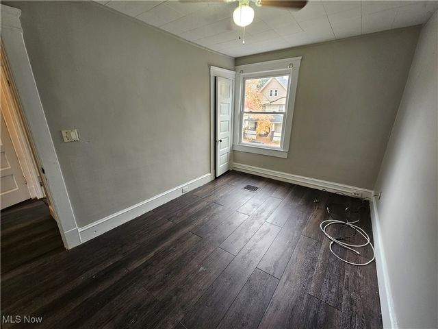 3891 W 21st Street, Cleveland, OH 44109