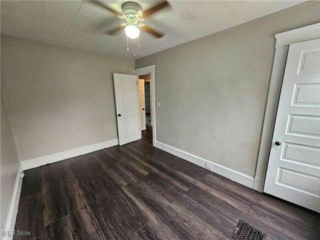 3891 W 21st Street, Cleveland, OH 44109