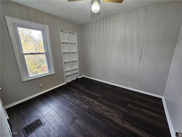 3891 W 21st Street, Cleveland, OH 44109