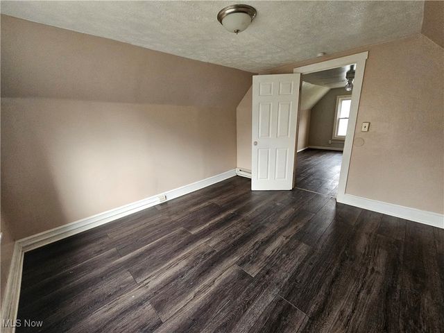 3891 W 21st Street, Cleveland, OH 44109