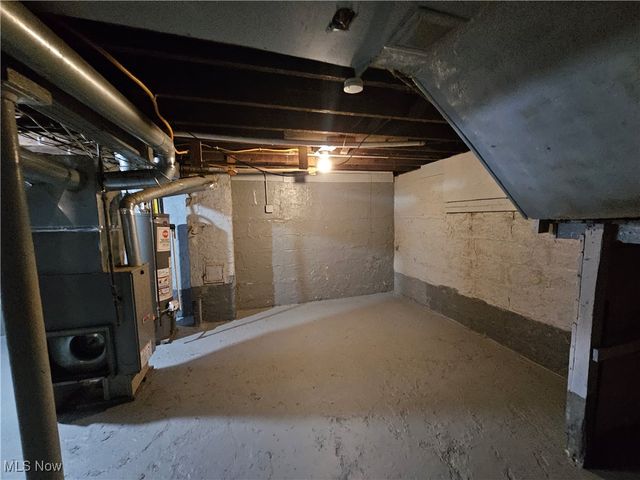 3891 W 21st Street, Cleveland, OH 44109