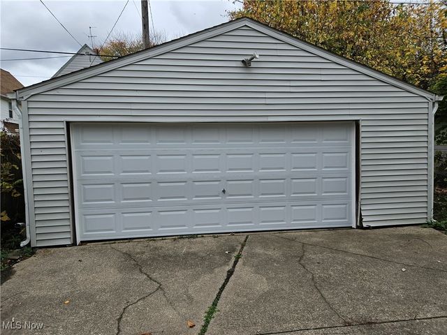 3891 W 21st Street, Cleveland, OH 44109