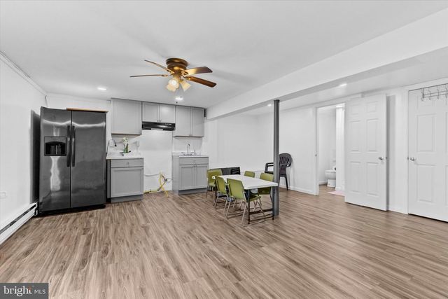 1037 TOM PAINE DR, Lancaster, PA 17603