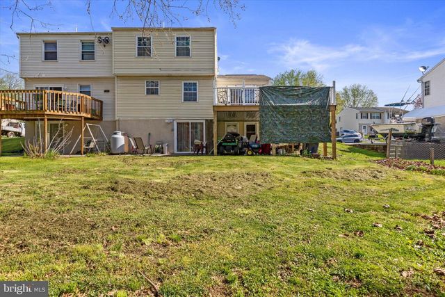 1037 TOM PAINE DR, Lancaster, PA 17603