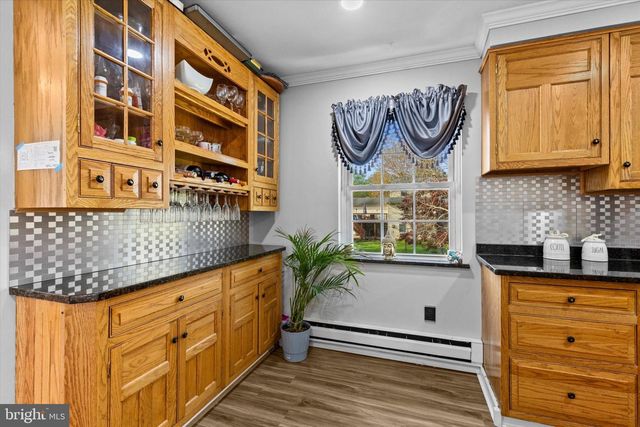 1037 TOM PAINE DR, Lancaster, PA 17603