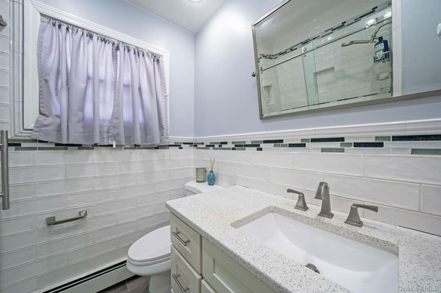 828 Barth Drive, North Baldwin, NY 11510