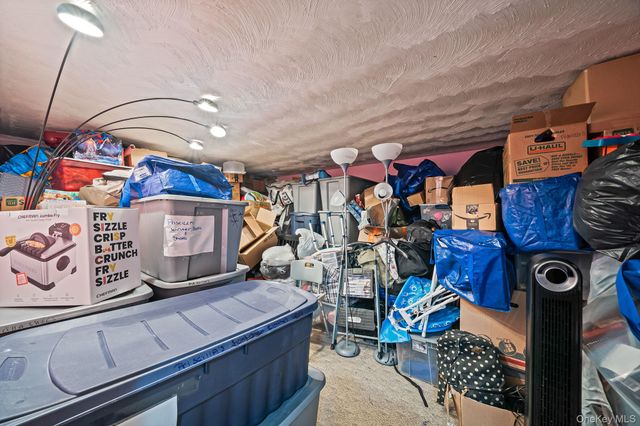 828 Barth Drive, North Baldwin, NY 11510