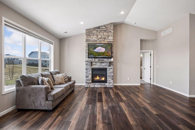 8886 152nd Lane NW, Ramsey, MN 55303