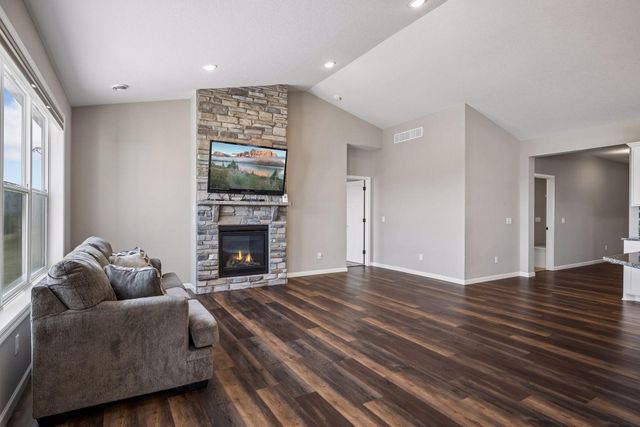 8886 152nd Lane NW, Ramsey, MN 55303