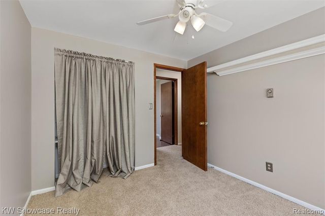 8621 Oakside Avenue, Commerce Twp, MI 48382