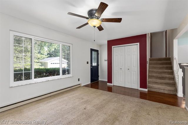 8621 Oakside Avenue, Commerce Twp, MI 48382