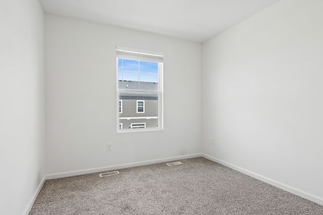 2111 Yellowstone Boulevard, Mundelein, IL 60060