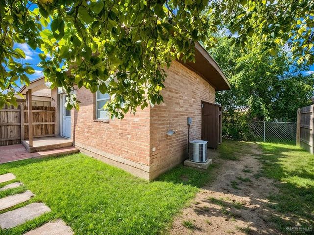 806 Walnut Avenue, Mcallen, TX 78501