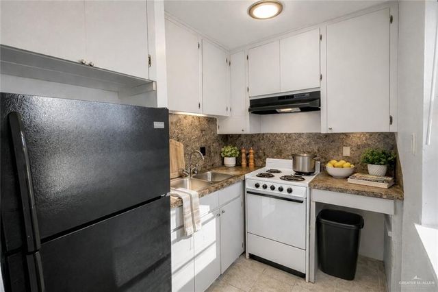 806 Walnut Avenue, Mcallen, TX 78501