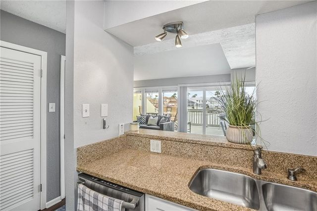 14300 Aloha St 231, Corpus Christi, TX 78418