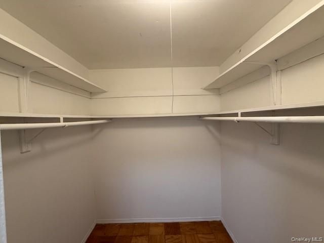 101 Lincoln Avenue 1R, Mineola, NY 11501