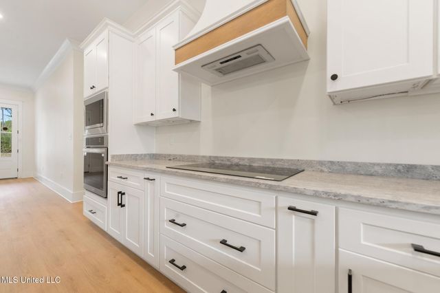 13401 Cox Road, Ocean Springs, MS 39565