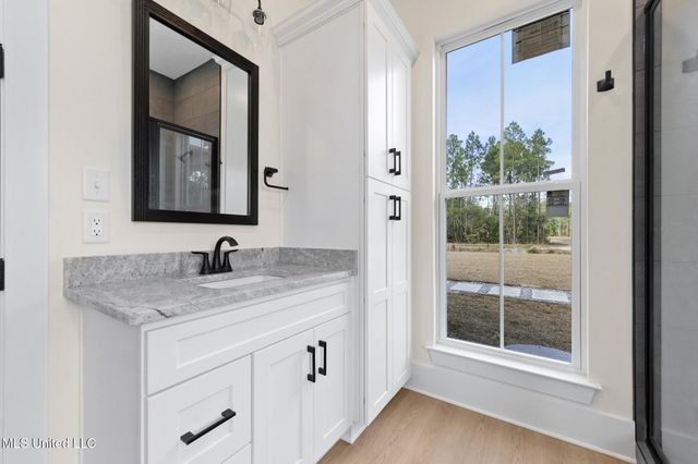 13401 Cox Road, Ocean Springs, MS 39565