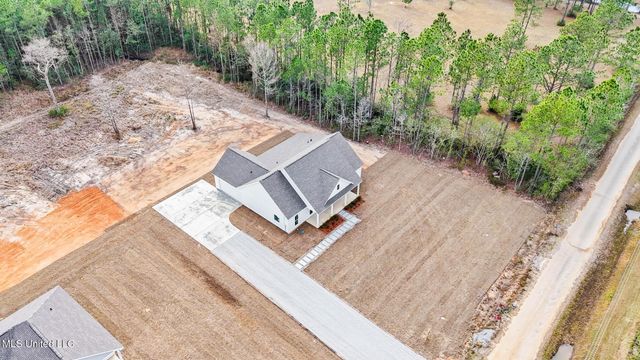 13401 Cox Road, Ocean Springs, MS 39565