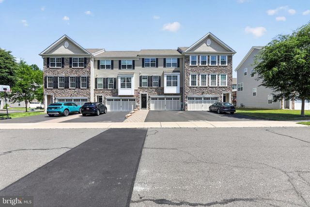 26123 HICKORY LN, Langhorne, PA 19047