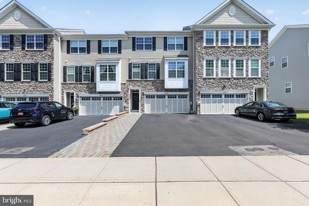 26123 HICKORY LN, Langhorne, PA 19047