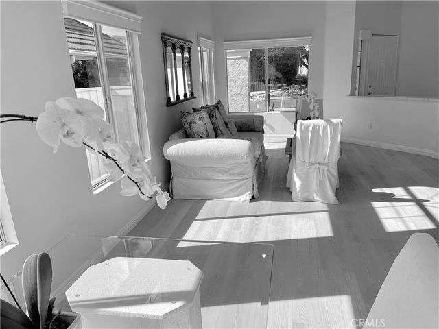 4110 Lost Springs Drive, Calabasas, CA 91301