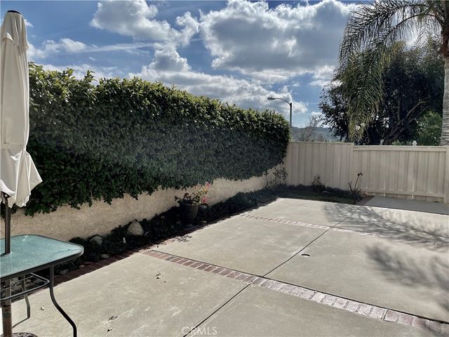4110 Lost Springs Drive, Calabasas, CA 91301