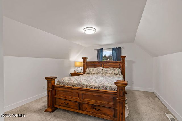 8710 Maclaren Ave, Yakima, WA 98908