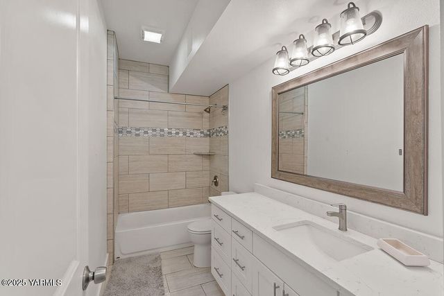 8710 Maclaren Ave, Yakima, WA 98908