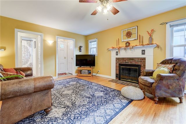 365 Colebourne Road, Rochester, NY 14609