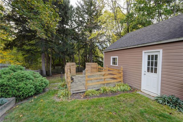 365 Colebourne Road, Rochester, NY 14609