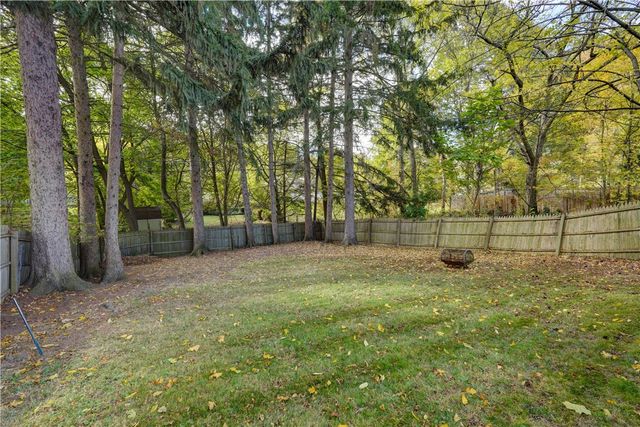 365 Colebourne Road, Rochester, NY 14609