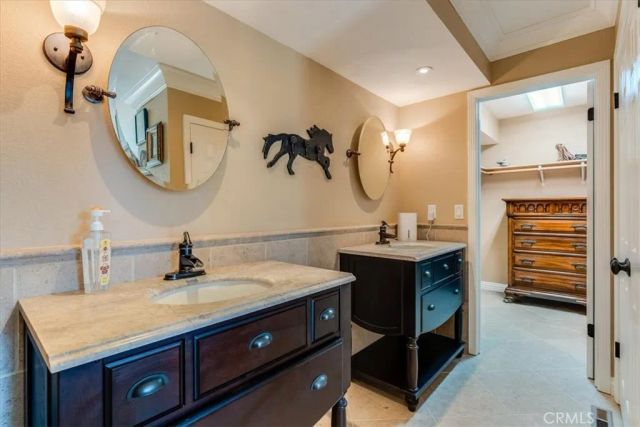 930 Suffolk Street, Cambria, CA 93428