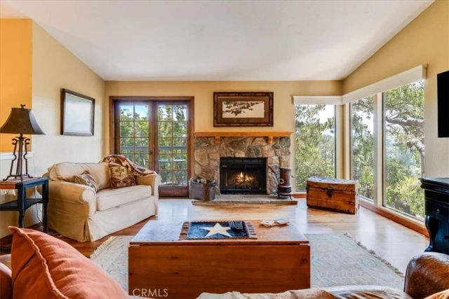 930 Suffolk Street, Cambria, CA 93428