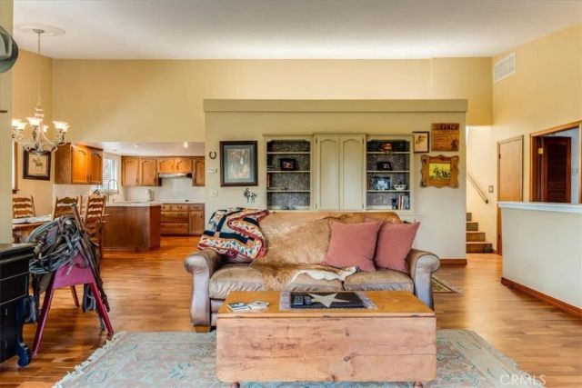 930 Suffolk Street, Cambria, CA 93428