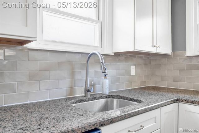 3363 Meinrad Drive, Waterford, MI 48329