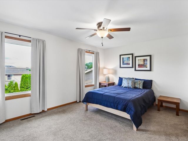 3612 King Drive SW, Cedar Rapids, IA 52404