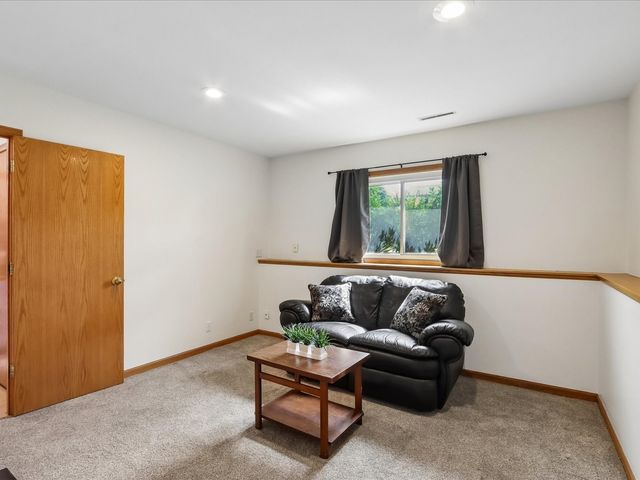 3612 King Drive SW, Cedar Rapids, IA 52404